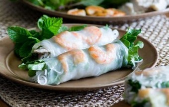 Gỏi cuốn tôm thịt hấp dẫn