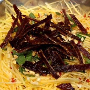 Cách làm gỏi đu đủ khô heo