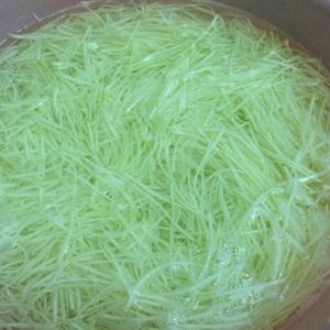 Cách làm gỏi đu đủ rau kinh giới