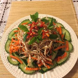 Cách làm gỏi dưa leo khô mực