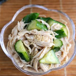 Cách làm gỏi gà dưa leo