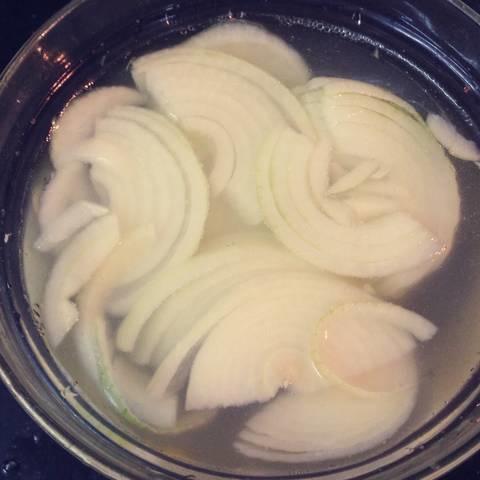 Cách làm gỏi gà rau thơm