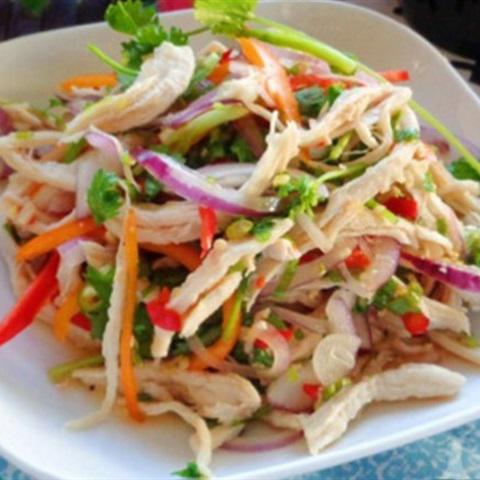 Cách làm gỏi gà xé tứ vị