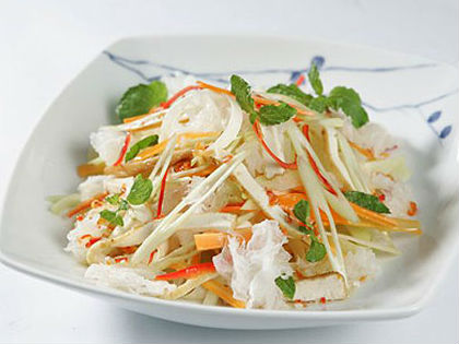 Gỏi hải sản nấm tuyết