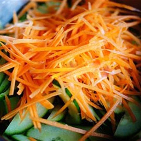 Cách làm gỏi khô cá sặc