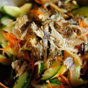 Cách làm gỏi khô cá sặc