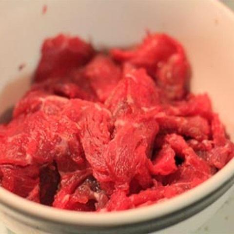 Cách làm gỏi măng tươi trộn thịt bò