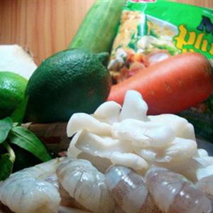 Cách làm gỏi miến hải sản