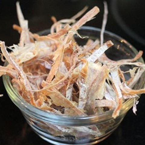 Cách làm gỏi miến trộn khô mực