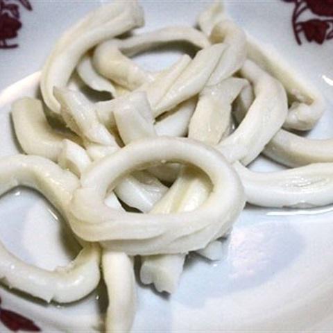 Cách làm gỏi mực kiểu Thái