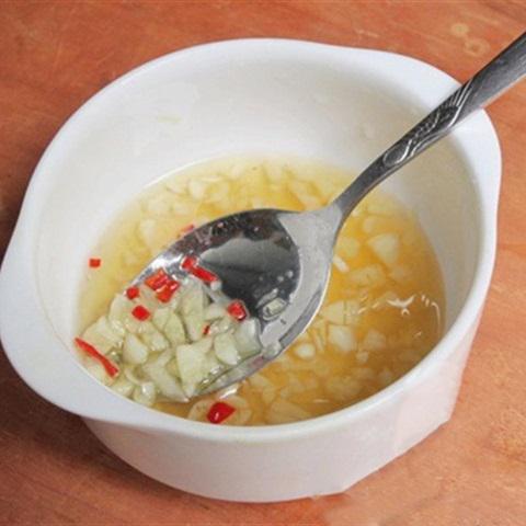 Cách làm gỏi mực xoài xanh