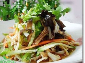 Gỏi nấm kim châm, dưa leo, cà-rốt