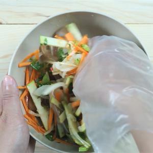 Cách làm gỏi ổi tai heo