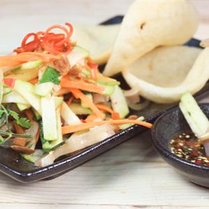 Cách làm gỏi ổi tai heo