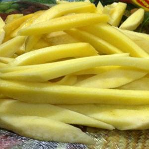 Cách làm gỏi rau muống trộn xoài