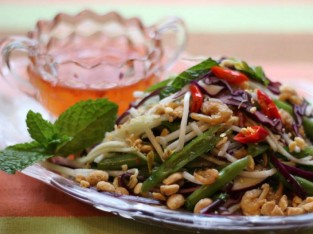 Gỏi rau trộn tôm khô