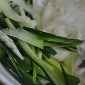 Cách làm gỏi sách bò nguy hiểm