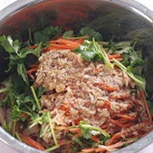 Cách làm gỏi sứa giòn giòn