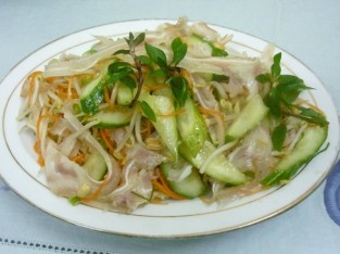 Gỏi tai heo trộn