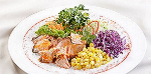 Gỏi thập cẩm cá hồi