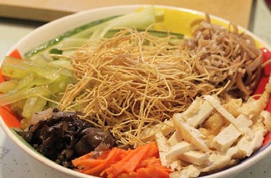 Gỏi thập cẩm chay chua giòn đậm vị