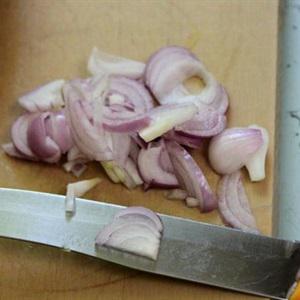 Cách làm gỏi thịt bò kiểu Thái