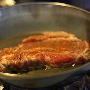 Cách làm gỏi thịt bò rau muống