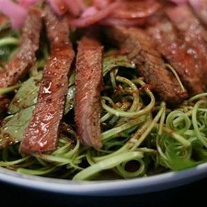 Cách làm gỏi thịt bò rau muống