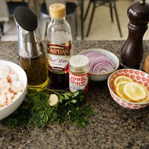 Cách làm gỏi tôm hấp