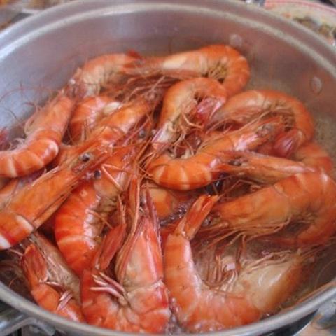 Cách làm gỏi tôm rau mầm