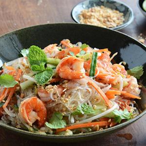 Cách làm gỏi tôm trộn miến