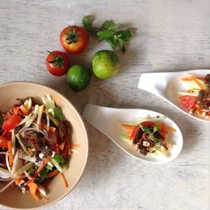 Cách làm gỏi xoài khô bò