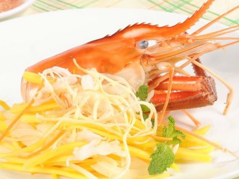 Gỏi xoài tôm càng