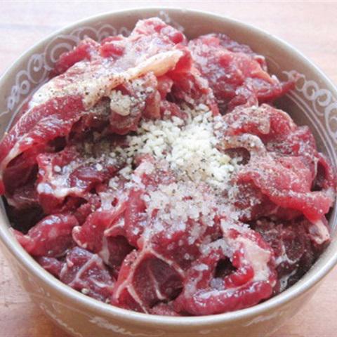 Cách làm gỏi xoài xanh bắp bò