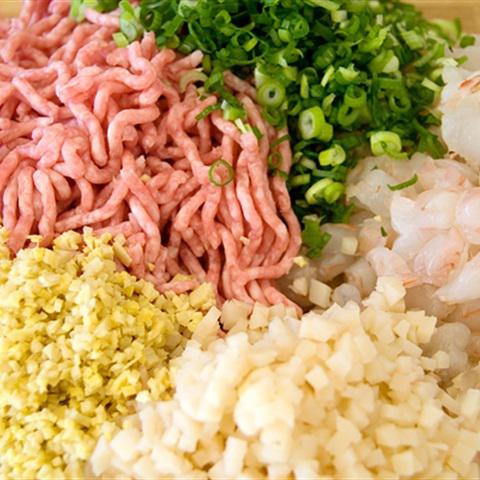 Cách làm há cảo nhân tôm kiểu Nhật