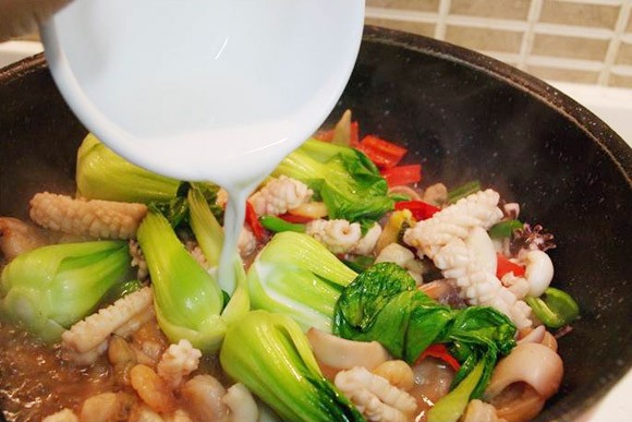 Hải sản xào cải thìa