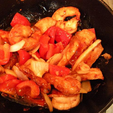 Cách làm hải sản xào chua ngọt