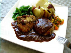 Hamburger gà Nhật Bản