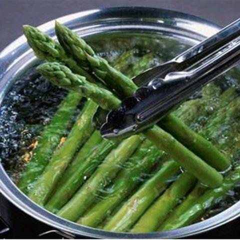 Cách làm hành cuộn tôm kiểu Hàn