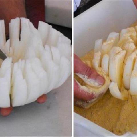 Cách làm hành tây chiên hình hoa