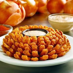 Cách làm hành tây chiên hình hoa