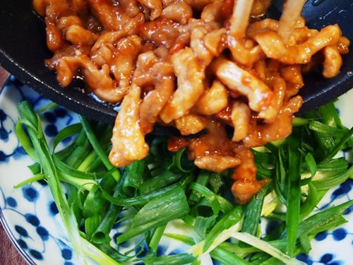 Hành tây muối chua ngọt  chống ngấy, bạn đã thử chưa