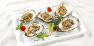 Hàu nướng lá hương thảo