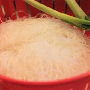 Cách làm hến xào miến