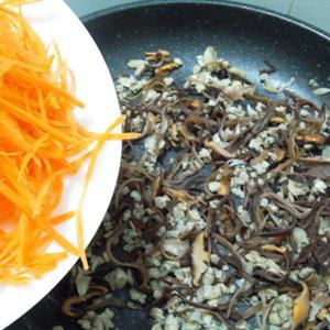 Cách làm hến xào miến