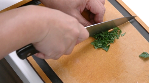 Heo nướng sốt mận thơm ngon, ngọt lịm