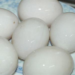 Cách làm heo quay kho trứng