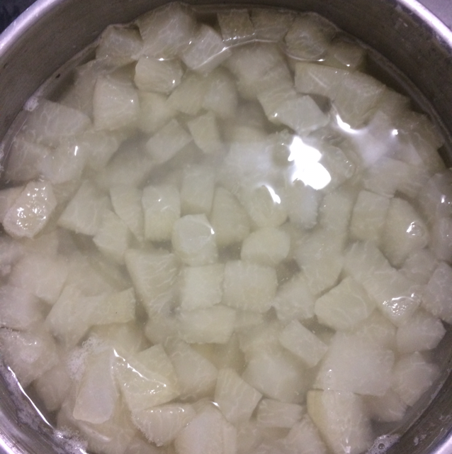 Heo sấy  mật ong thơm ngon đậm vị, ăn vào là mê