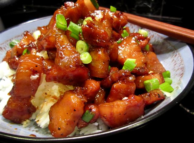 Hết veo nồi cơm với cách làm thịt ba chỉ rang giòn – thơm – ngon