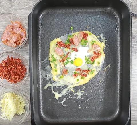 Hết veo nồi cơm với món sườn heo chiên tỏi ớt thơm lừng, đậm vị